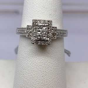 PrincessCut HALO Diamond RingWhiteGold 1tcw Reg$3k